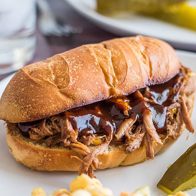 Master Slow Cooker Tri-Tip Sandwiches: Simple Steps for Perfect Meat